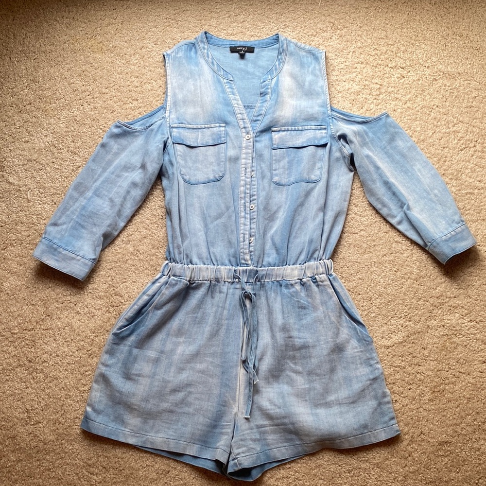 Very J Chambray Romper🩵 Size Small